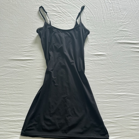 SKIMS Fits Everybody Slip Dress - Picture 3 of 5